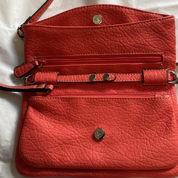 Nine West coral over the shoulder purse that can be turned into a wristlet. - Picture 3 of 10